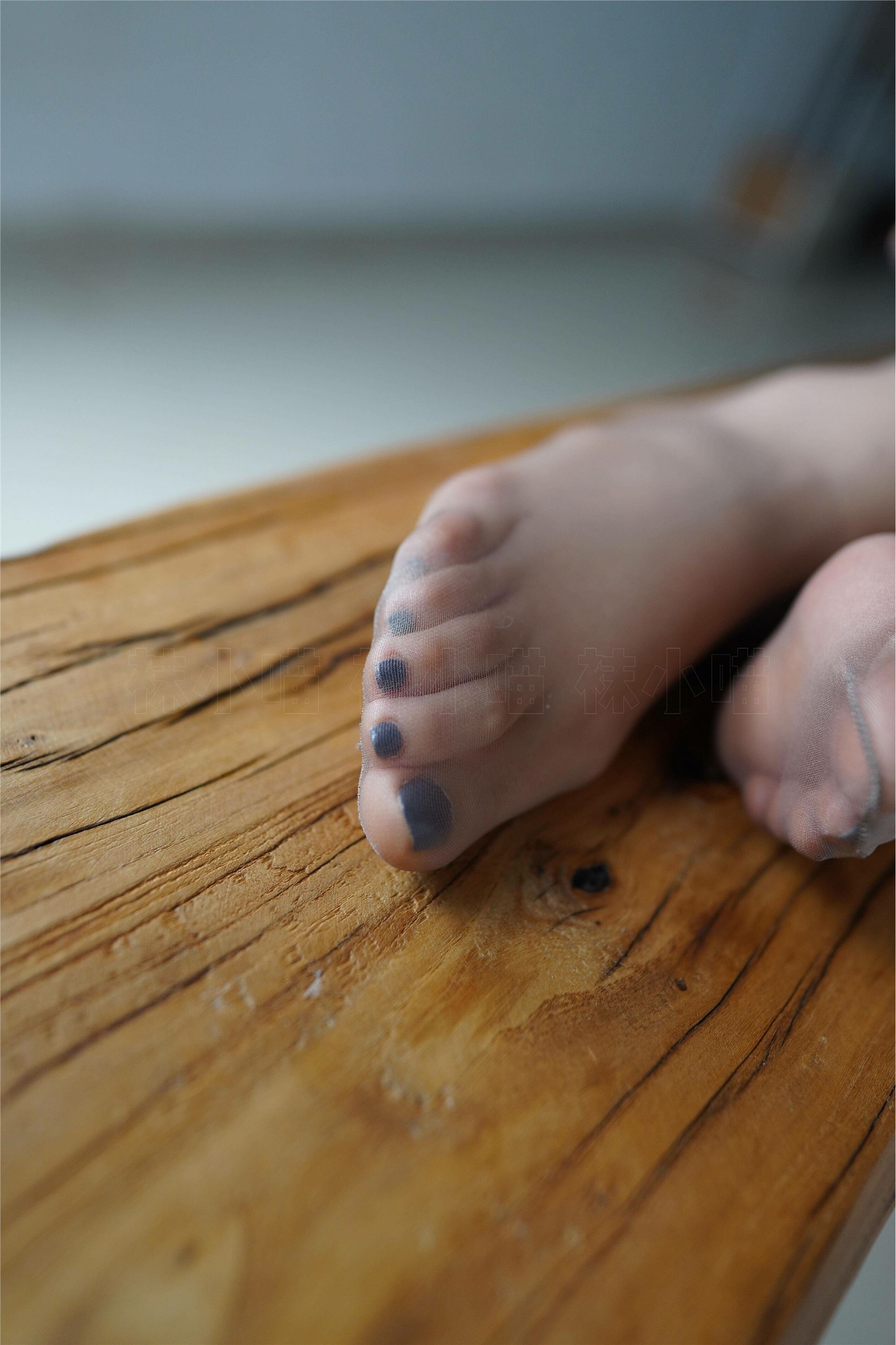 kittyWawa袜小喵 KT297 半夜三更·袜小喵穿搭